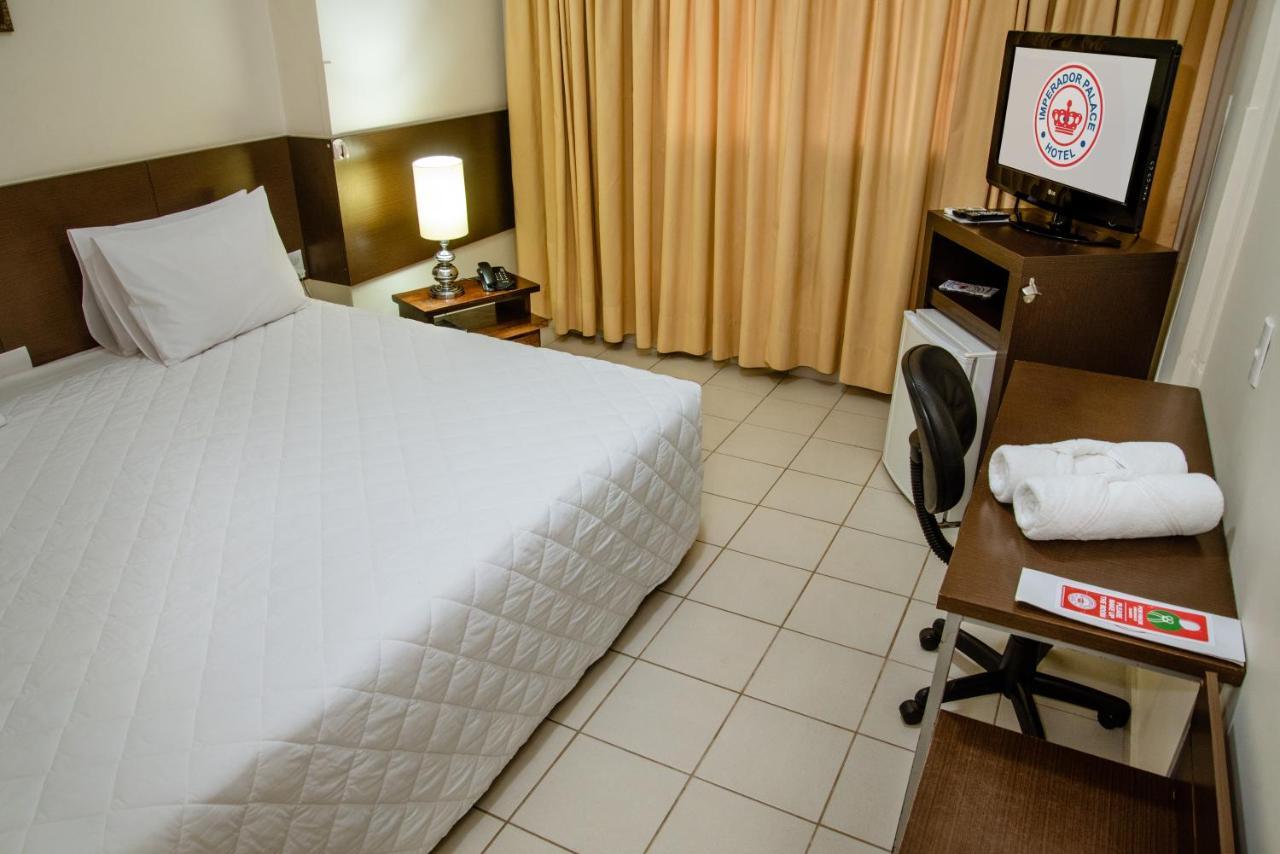 Imperador Palace Hotel פרנקה מראה חיצוני תמונה