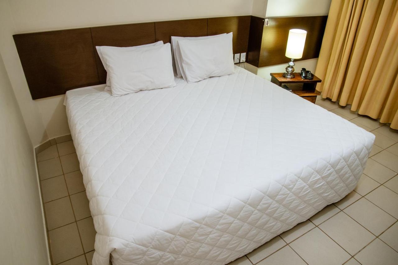 Imperador Palace Hotel פרנקה מראה חיצוני תמונה