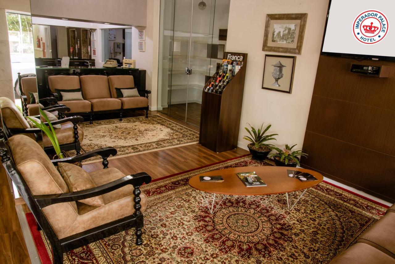 Imperador Palace Hotel פרנקה מראה חיצוני תמונה